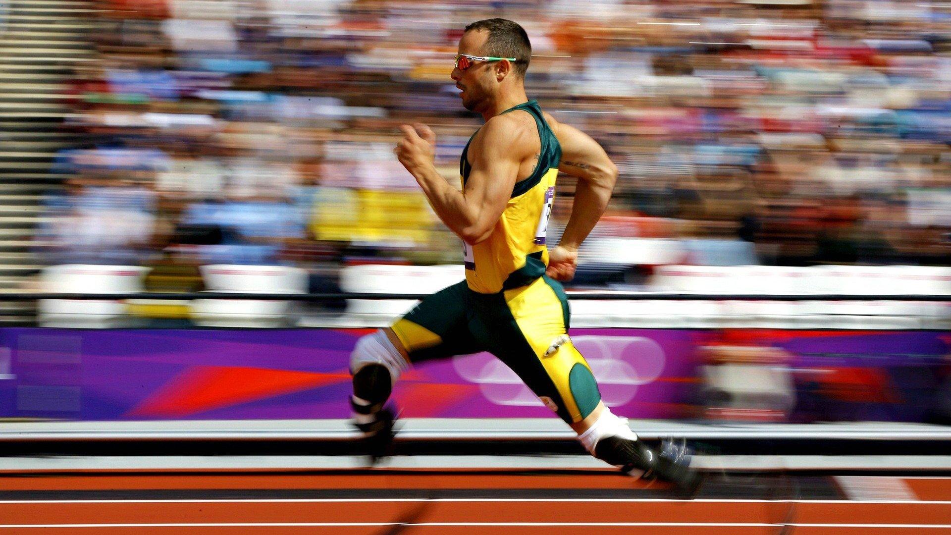 中国女足备战亚洲杯 新帅亮相引关注